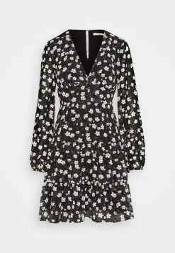 Edc By Esprit Vneck Tiere - Kjole - Black 12 Edc By Esprit Vneck Tiere - Kjole - Black -ESPRIT Butikk 97dd0abe160c45ddbe0c6ca33a3004ab