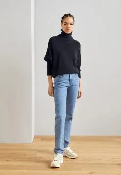 ESPRIT Badwing Rollneck- Strikkegenser - Navy 10 ESPRIT Badwing Rollneck- Strikkegenser - Navy -ESPRIT Butikk 97f0400a24524c6ab0ff8796589785a1