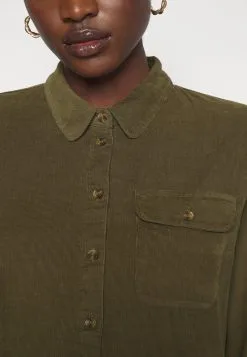 ESPRIT Kjole - Dark Khaki 19 ESPRIT Kjole - Dark Khaki -ESPRIT Butikk 99870be8c92c42ce8bc0e314f5bc897f