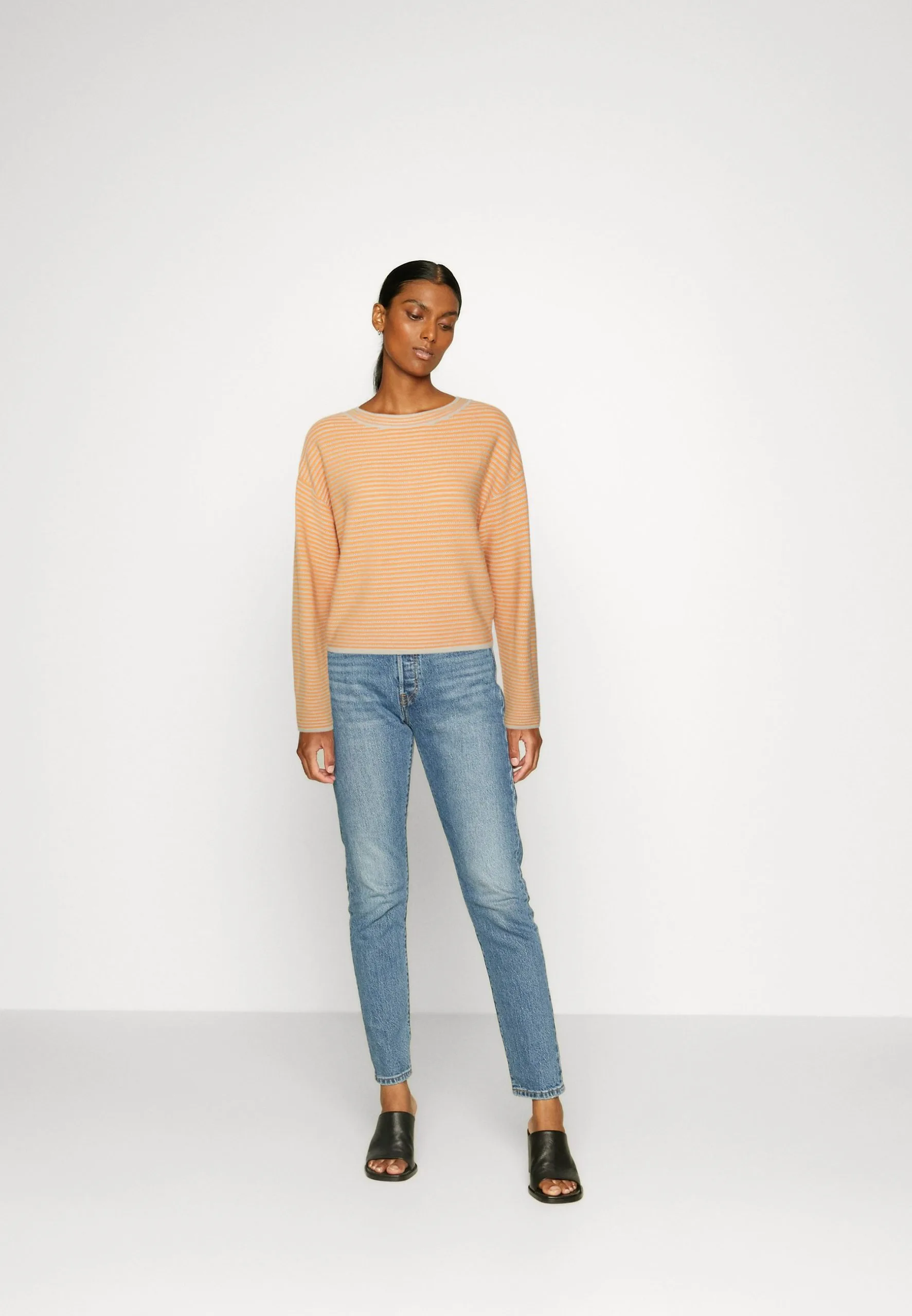 ESPRIT Stitchmix- Strikkegenser - Light Taupe 4 ESPRIT Stitchmix- Strikkegenser - Light Taupe - Bilde 2