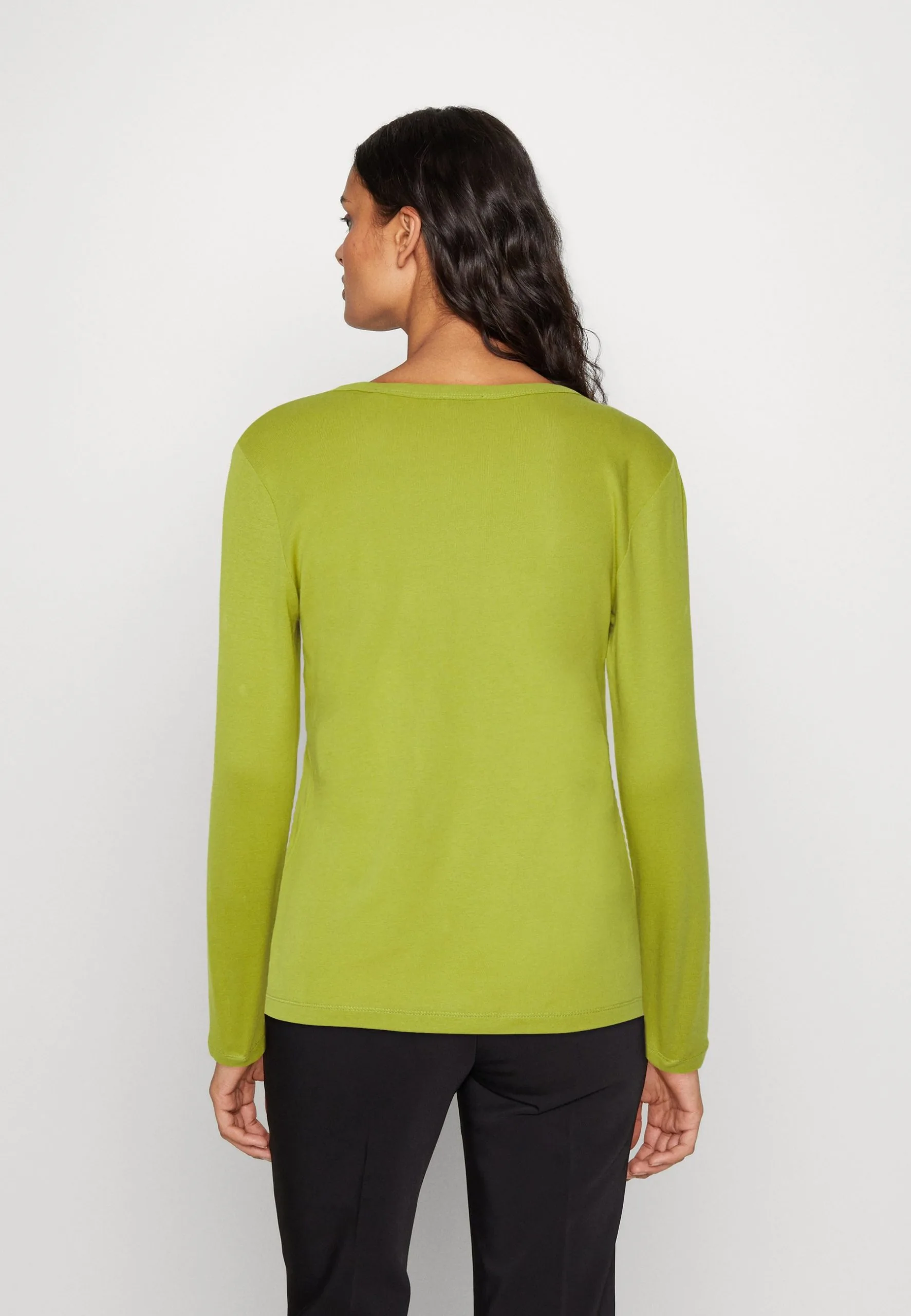 ESPRIT Crew - Topper Langermet - Leaf Green 5 ESPRIT Crew - Topper Langermet - Leaf Green - Bilde 3