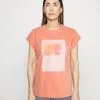 ESPRIT T-Shirts Med Print - Orange Red 1 ESPRIT T-Shirts Med Print - Orange Red -ESPRIT Butikk a2bf72b46d45466797fd5606a746fa41