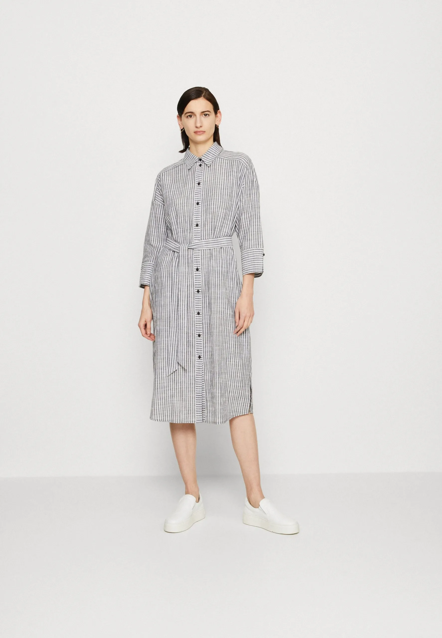 ESPRIT Stripe Beltdress - Skjortekjole - Anthracite 3 ESPRIT Stripe Beltdress - Skjortekjole - Anthracite