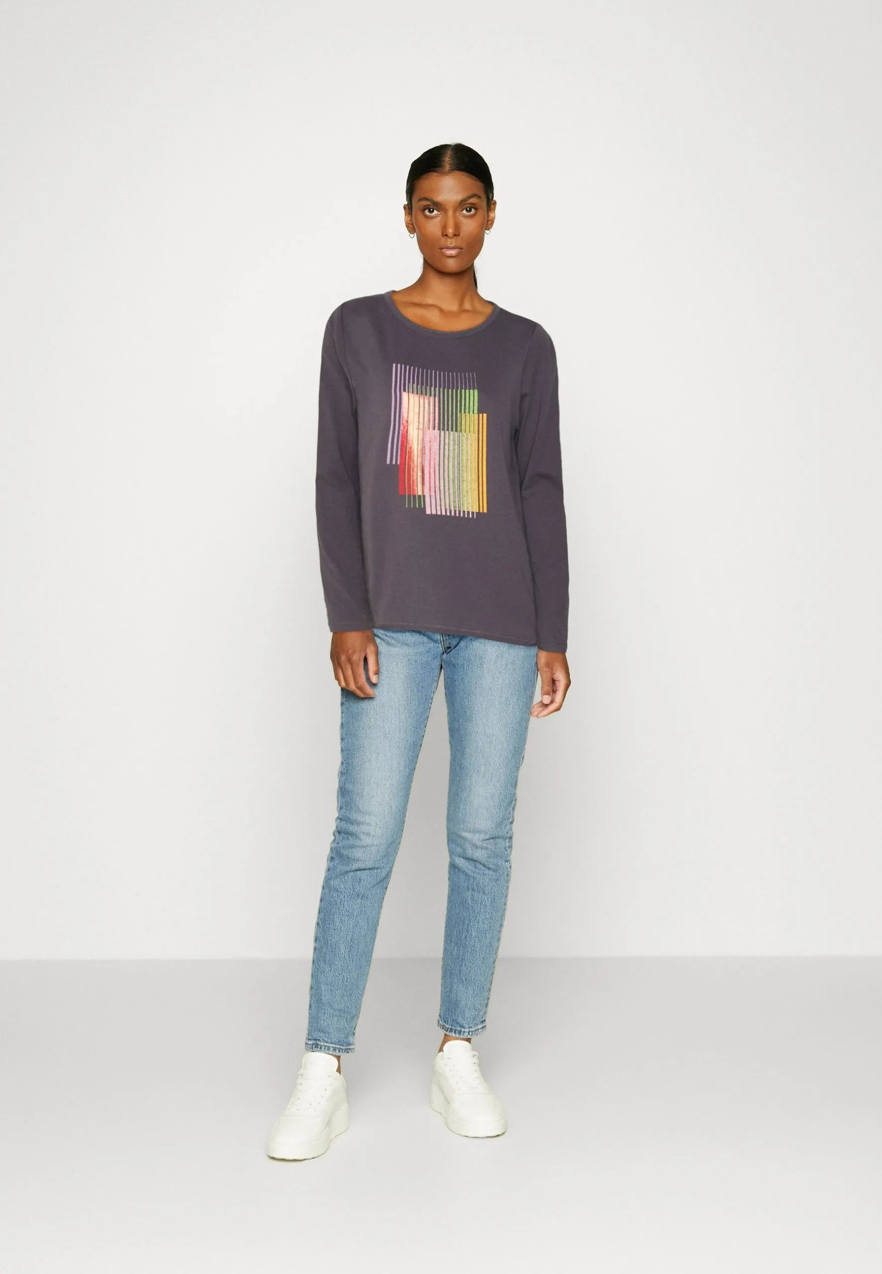 ESPRIT Lslv Core T Aw - Topper Langermet - Anthracite 4 ESPRIT Lslv Core T Aw - Topper Langermet - Anthracite - Bilde 2