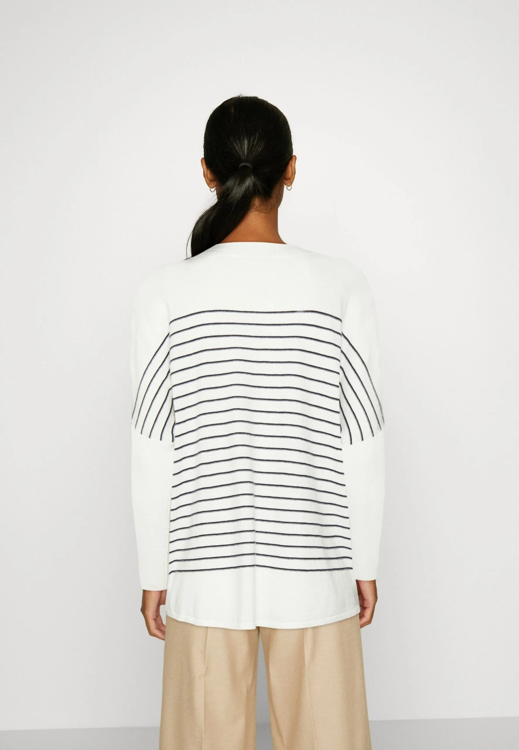 ESPRIT Striped - Strikkegenser - Off White 5 ESPRIT Striped - Strikkegenser - Off White - Bilde 3