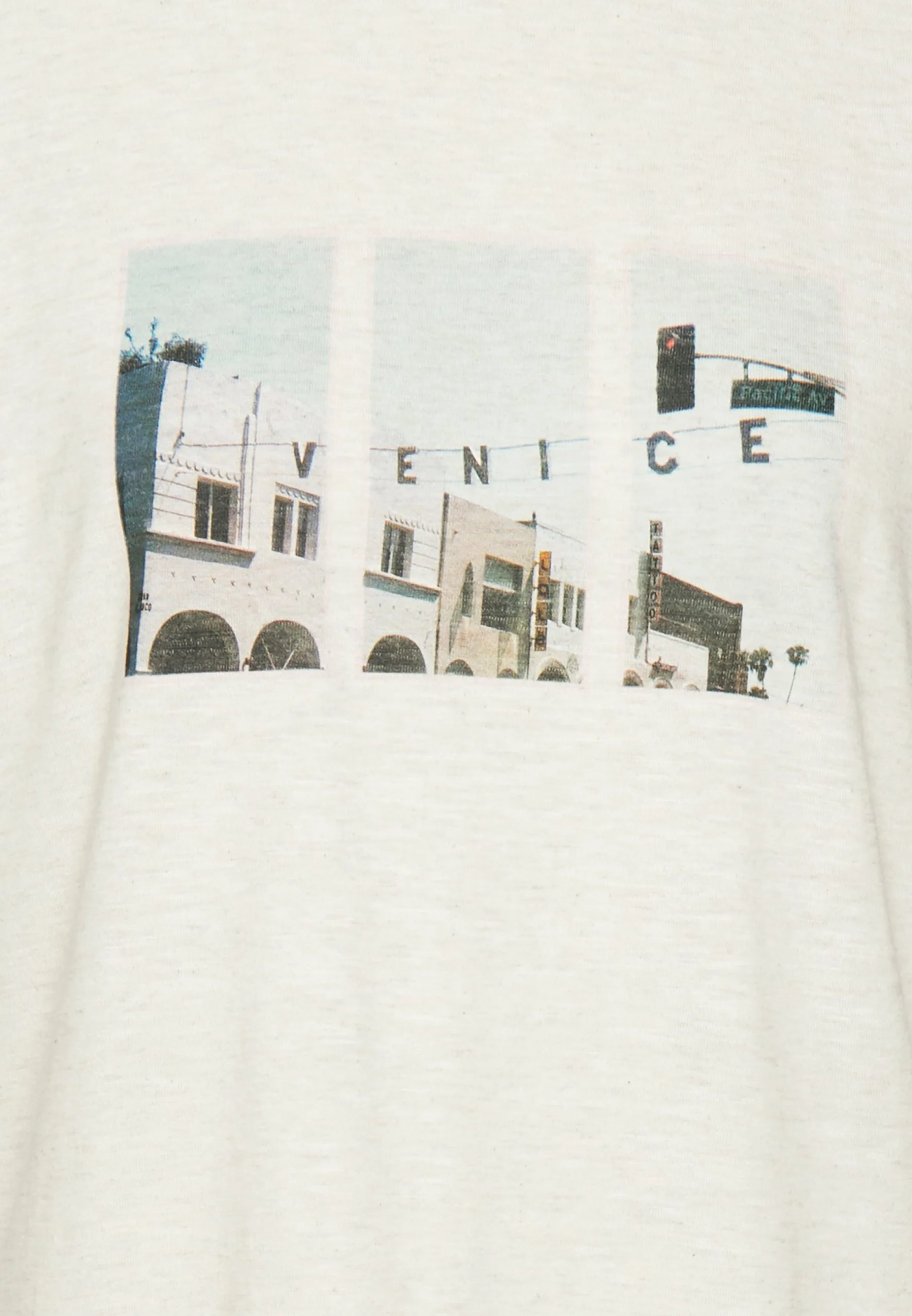 ESPRIT Tee - T-Shirts Med Print - Ice 7 ESPRIT Tee - T-Shirts Med Print - Ice - Bilde 5