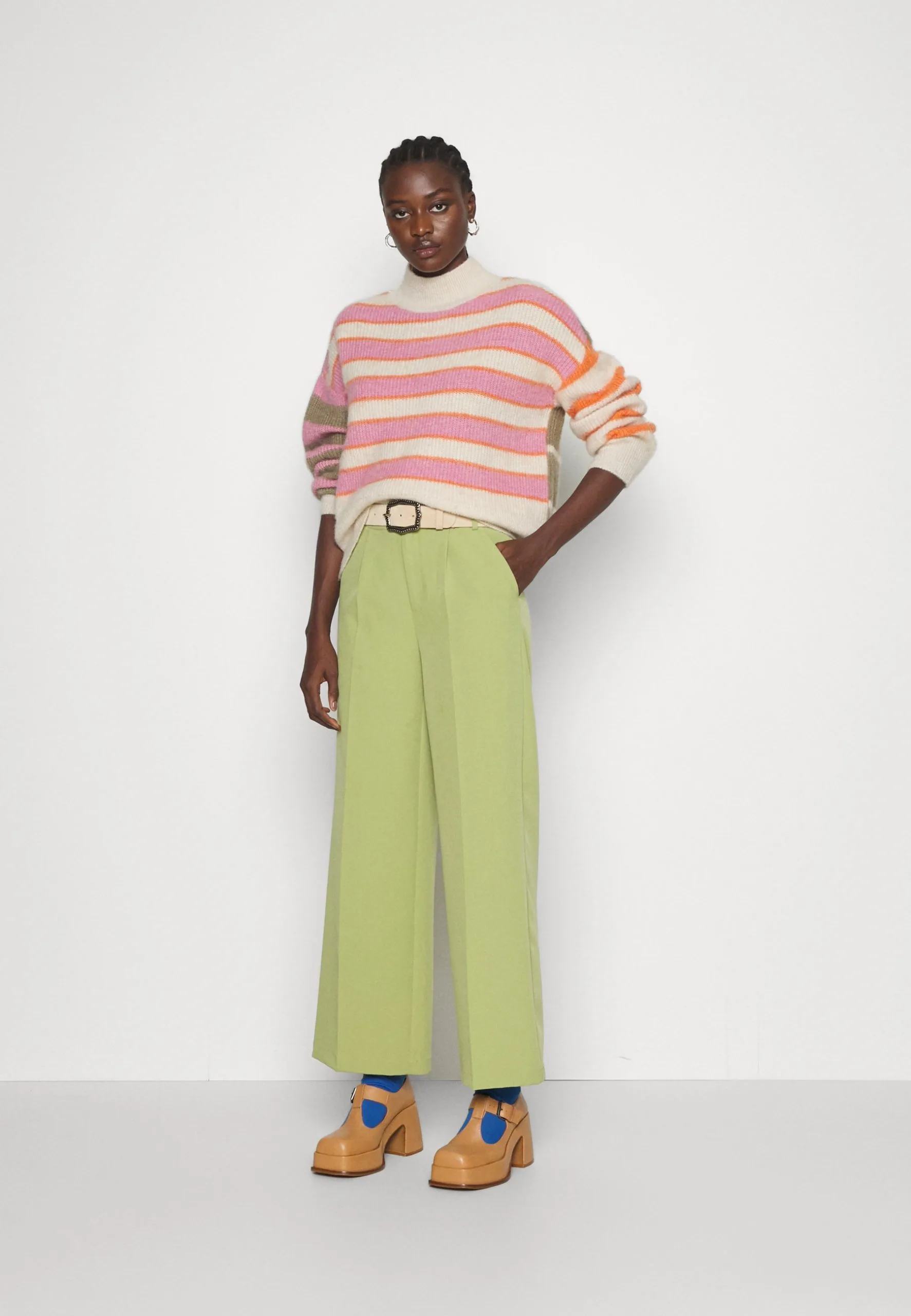 ESPRIT Striped- Strikkegenser - Off White 3 ESPRIT Striped- Strikkegenser - Off White - Bilde 2