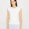 ESPRIT New Shape- T-Shirts - White 2 ESPRIT New Shape- T-Shirts - White -ESPRIT Butikk b15961127ac9425784d1a9a06924e4d9