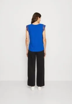 ESPRIT T-Shirts Med Print - Ink 10 ESPRIT T-Shirts Med Print - Ink -ESPRIT Butikk b1994cb641474a60904095869b710e59