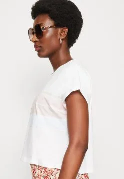 Edc By Esprit Crop Inside - T-Shirts Med Print - White -ESPRIT Butikk b7e3c11ba43c48678f8c0e4aeaa9265f