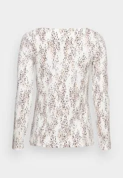 ESPRIT Topper Langermet - Off White 6 ESPRIT Topper Langermet - Off White -ESPRIT Butikk ba501a462459423b8299127ec80a9b02