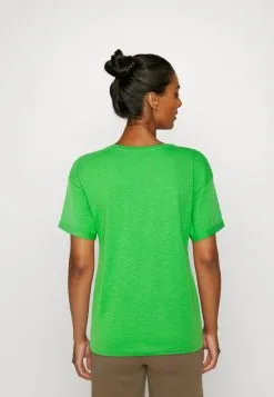 ESPRIT Twisted Hem - T-Shirts Med Print - Green 10 ESPRIT Twisted Hem - T-Shirts Med Print - Green -ESPRIT Butikk bb57d32e4ab34f2c97a9ba4979a6c3df