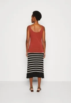 ESPRIT Tank - Topper - Terracotta 10 ESPRIT Tank - Topper - Terracotta -ESPRIT Butikk c8f5d95010204bf59951f0baf28e1c72