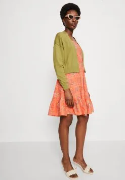 Edc By Esprit Open - Cardigan - Pistachio Green 11 Edc By Esprit Open - Cardigan - Pistachio Green -ESPRIT Butikk d0ac4130013d404ebf60b26078e135d9