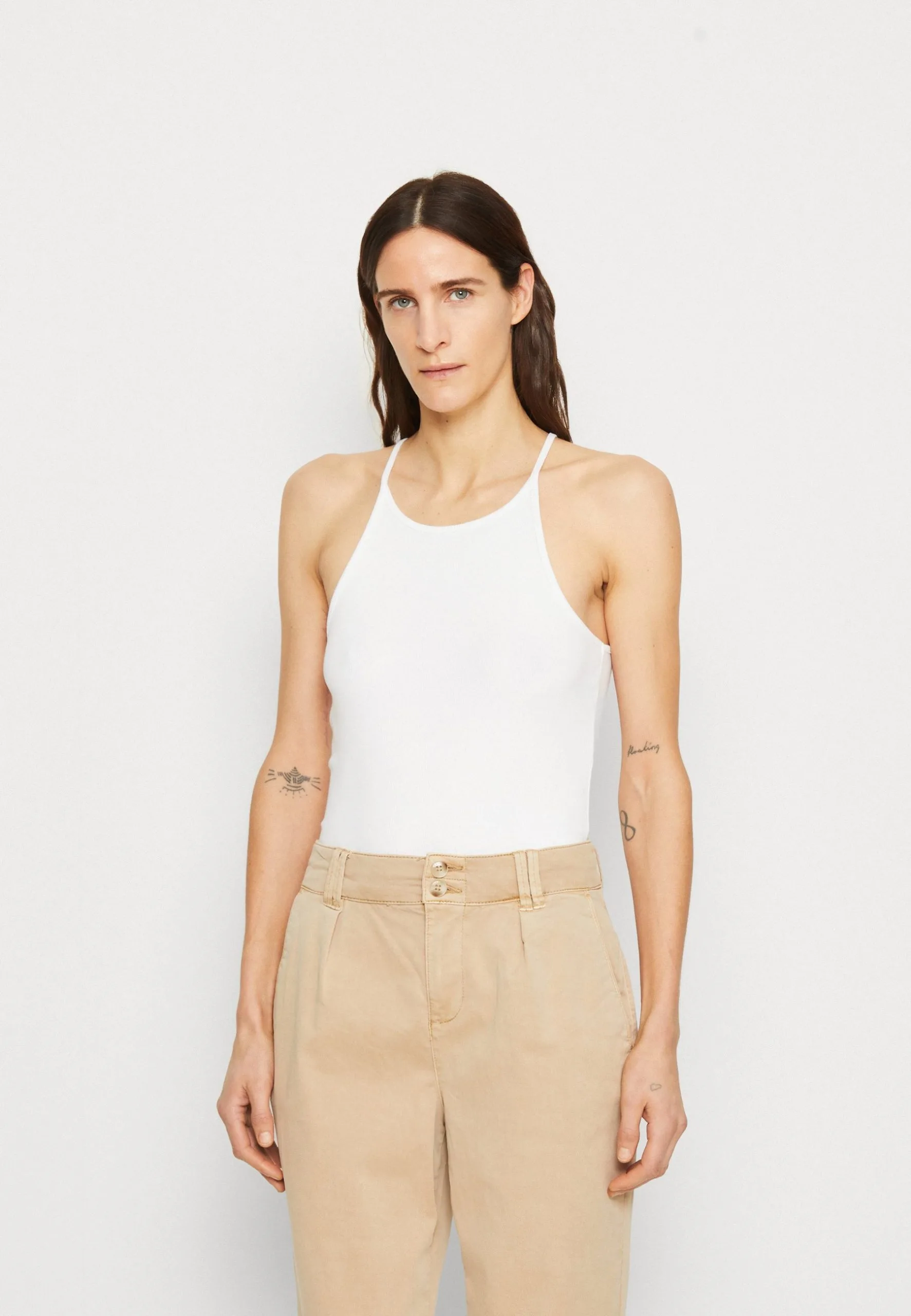 Edc By Esprit Sus - Topper - White 3 Edc By Esprit Sus - Topper - White