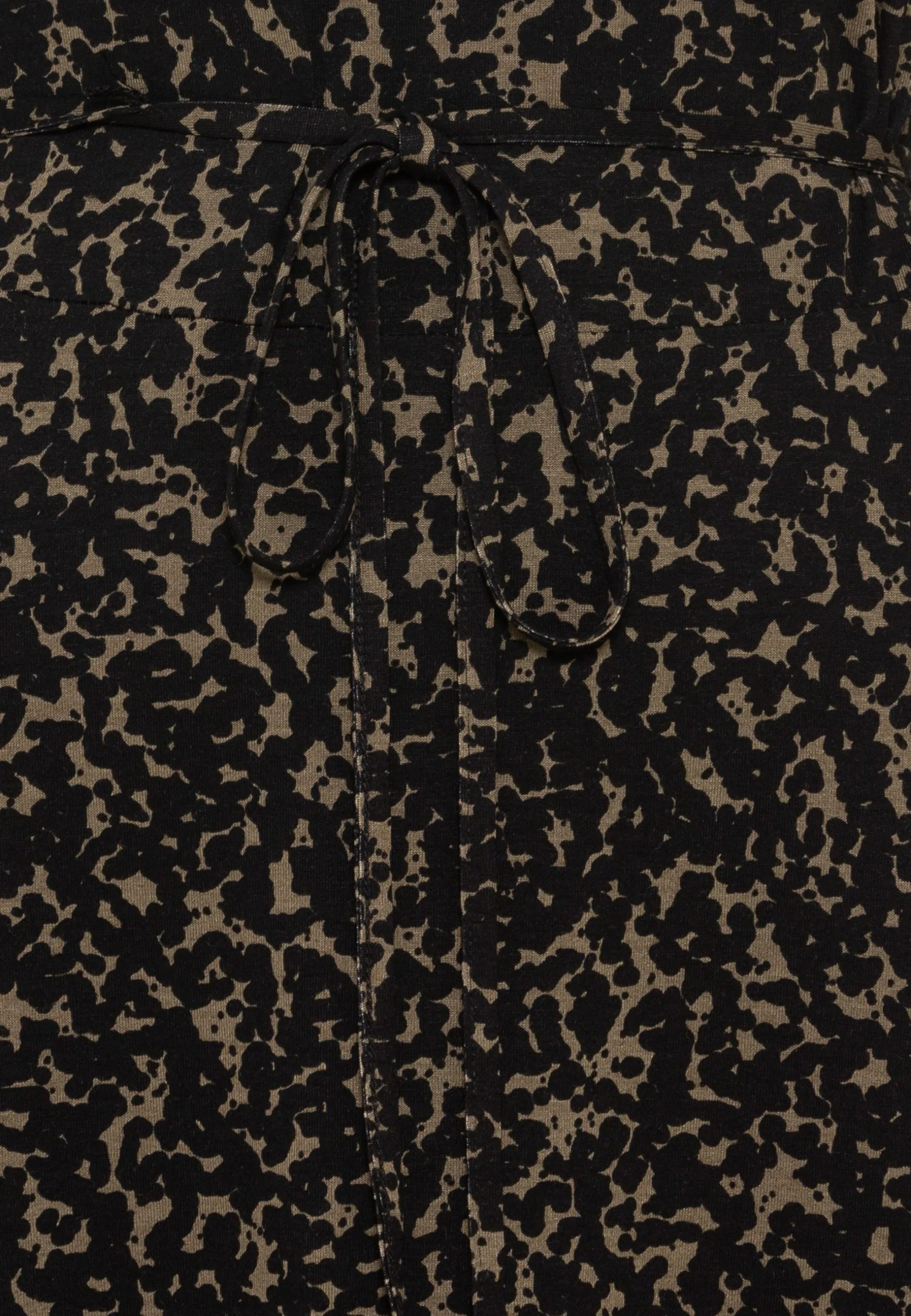 ESPRIT Dress- Jerseykjole - Olive 5 ESPRIT Dress- Jerseykjole - Olive - Bilde 3