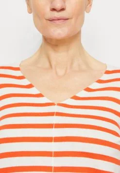 ESPRIT V Neck - Strikkegenser - Orange Red 13 ESPRIT V Neck - Strikkegenser - Orange Red -ESPRIT Butikk dcd8a77938bf4cafa531e90e7b3e7d21