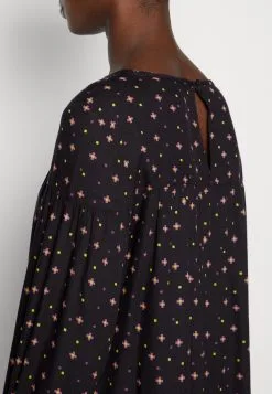 Edc By Esprit Easy Care Dress - Kjole - Black 13 Edc By Esprit Easy Care Dress - Kjole - Black -ESPRIT Butikk dcda895ff1c94ee8ad96373ec16ac69a