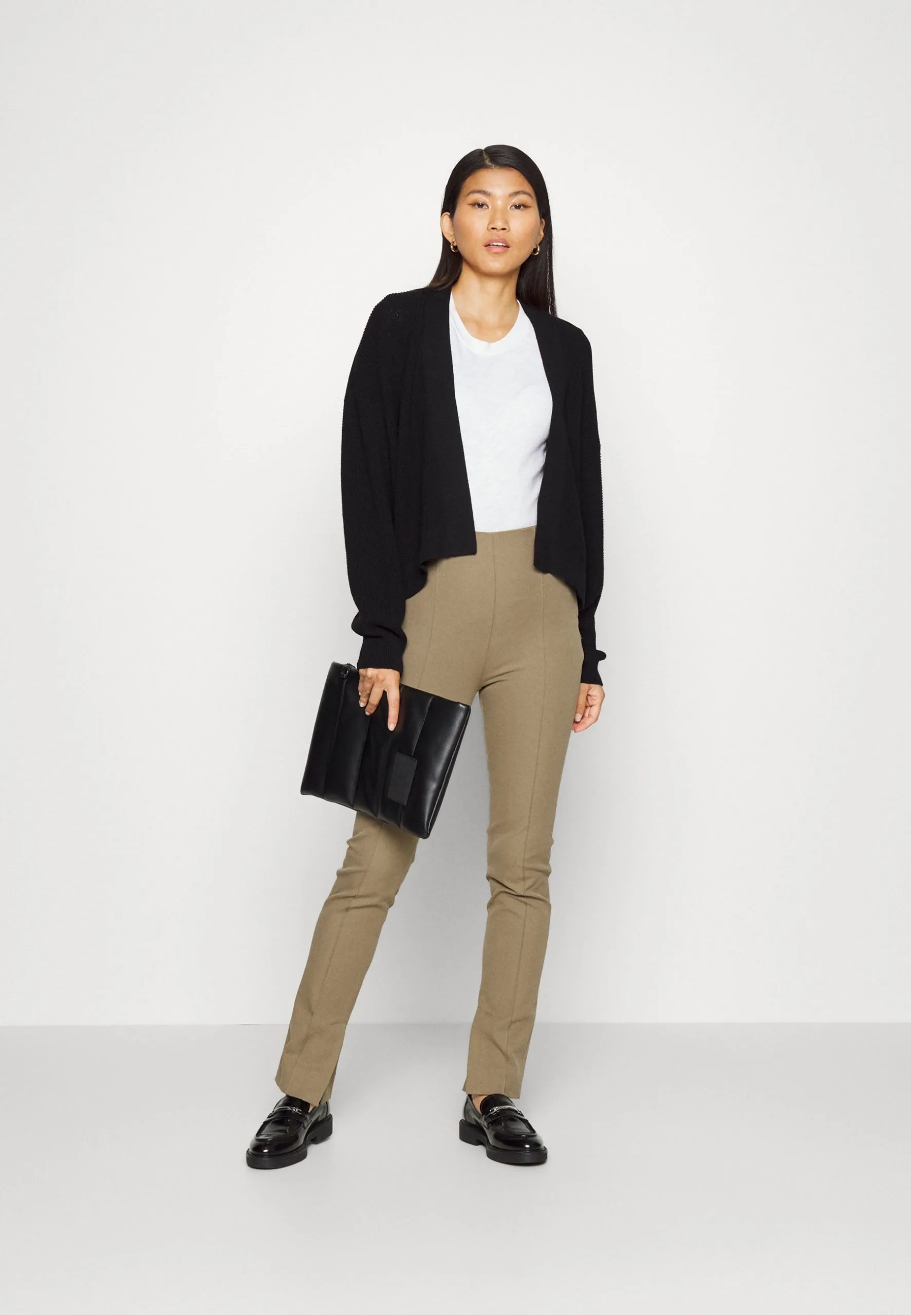 Edc By Esprit Crop Soft Short Open- Cardigan - Black 4 Edc By Esprit Crop Soft Short Open- Cardigan - Black - Bilde 2