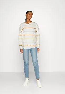 ESPRIT Topper Langermet - Off-White -ESPRIT Butikk de5b48c2b558401194a2fe0f5d57b069