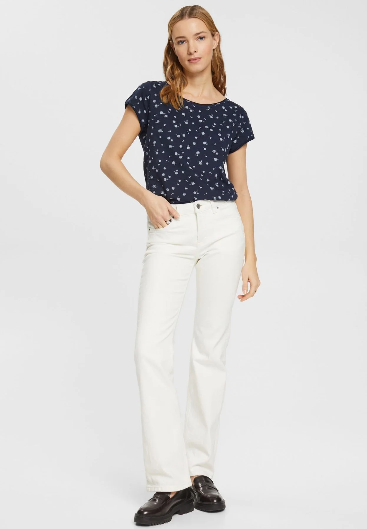 ESPRIT Core - T-Shirts Med Print - Navy 4 ESPRIT Core - T-Shirts Med Print - Navy - Bilde 2