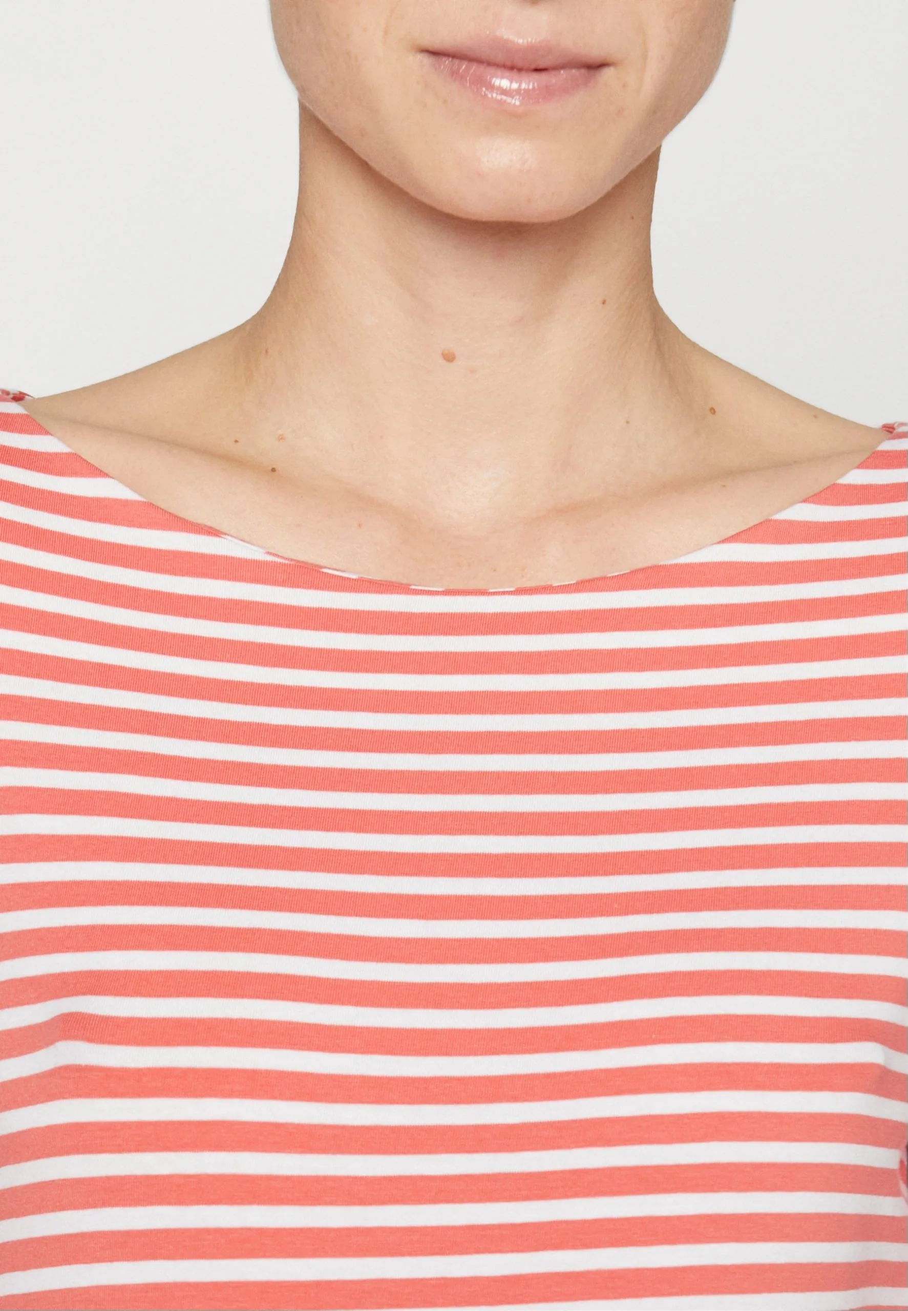 ESPRIT Boat Neck- Topper Langermet - Coral 10 ESPRIT Boat Neck- Topper Langermet - Coral - Bilde 8