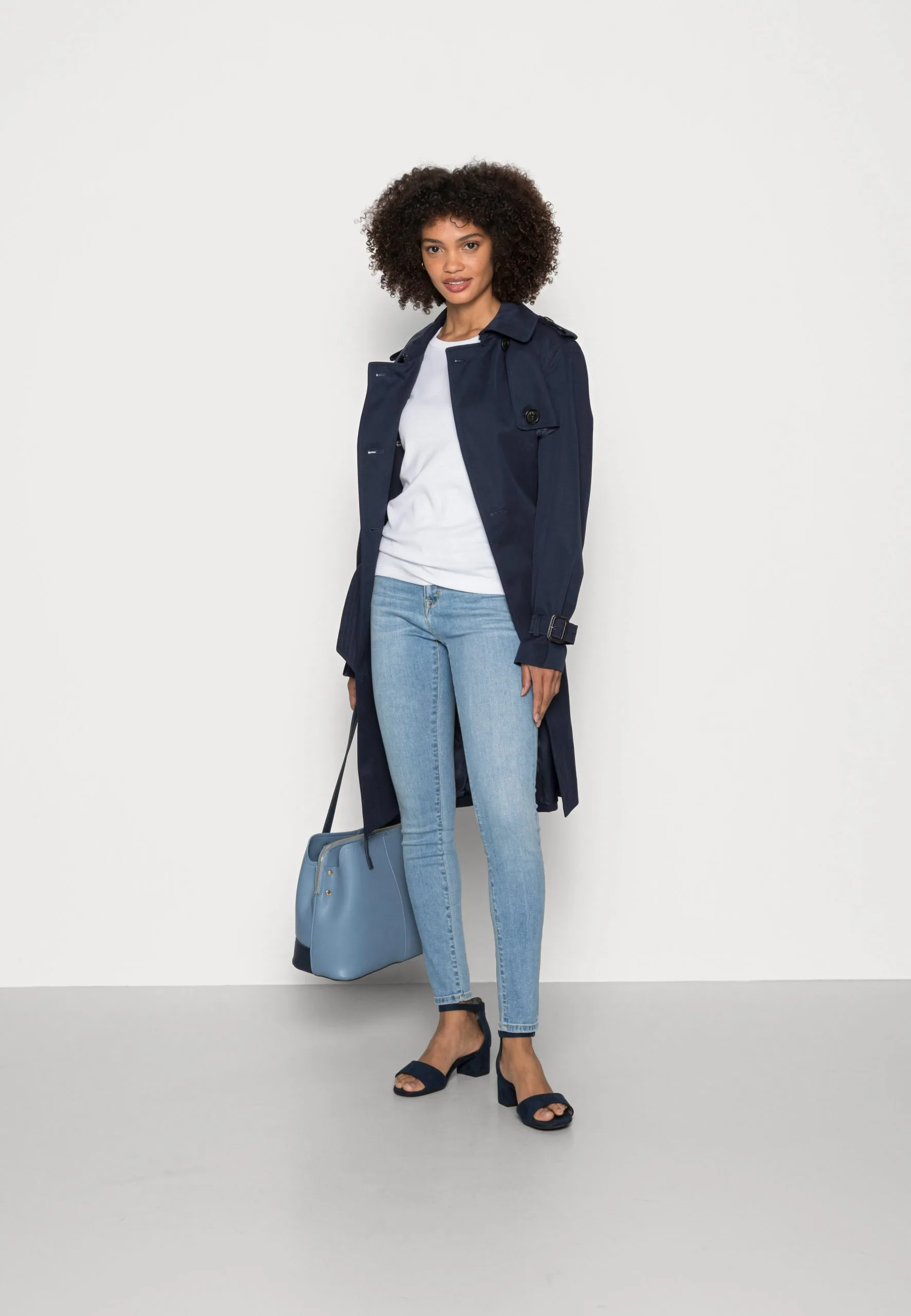 ESPRIT Core Crew - Topper Langermet - White 4 ESPRIT Core Crew - Topper Langermet - White - Bilde 2