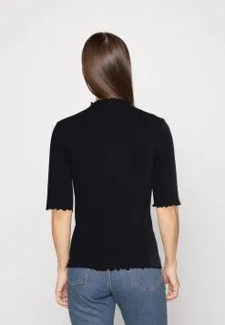 Edc By Esprit T-Shirts Med Print - Black -ESPRIT Butikk efbd2cca5950420e975d7d1b189f0b5c