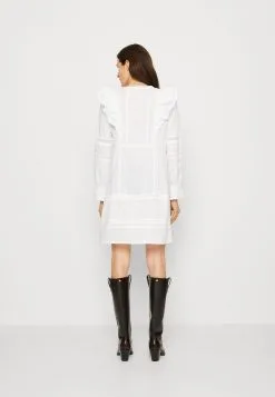 ESPRIT Embro Stripe - Skjortekjole - White 10 ESPRIT Embro Stripe - Skjortekjole - White -ESPRIT Butikk f3f1cb8f6e16484b877a0ecf87aed12c