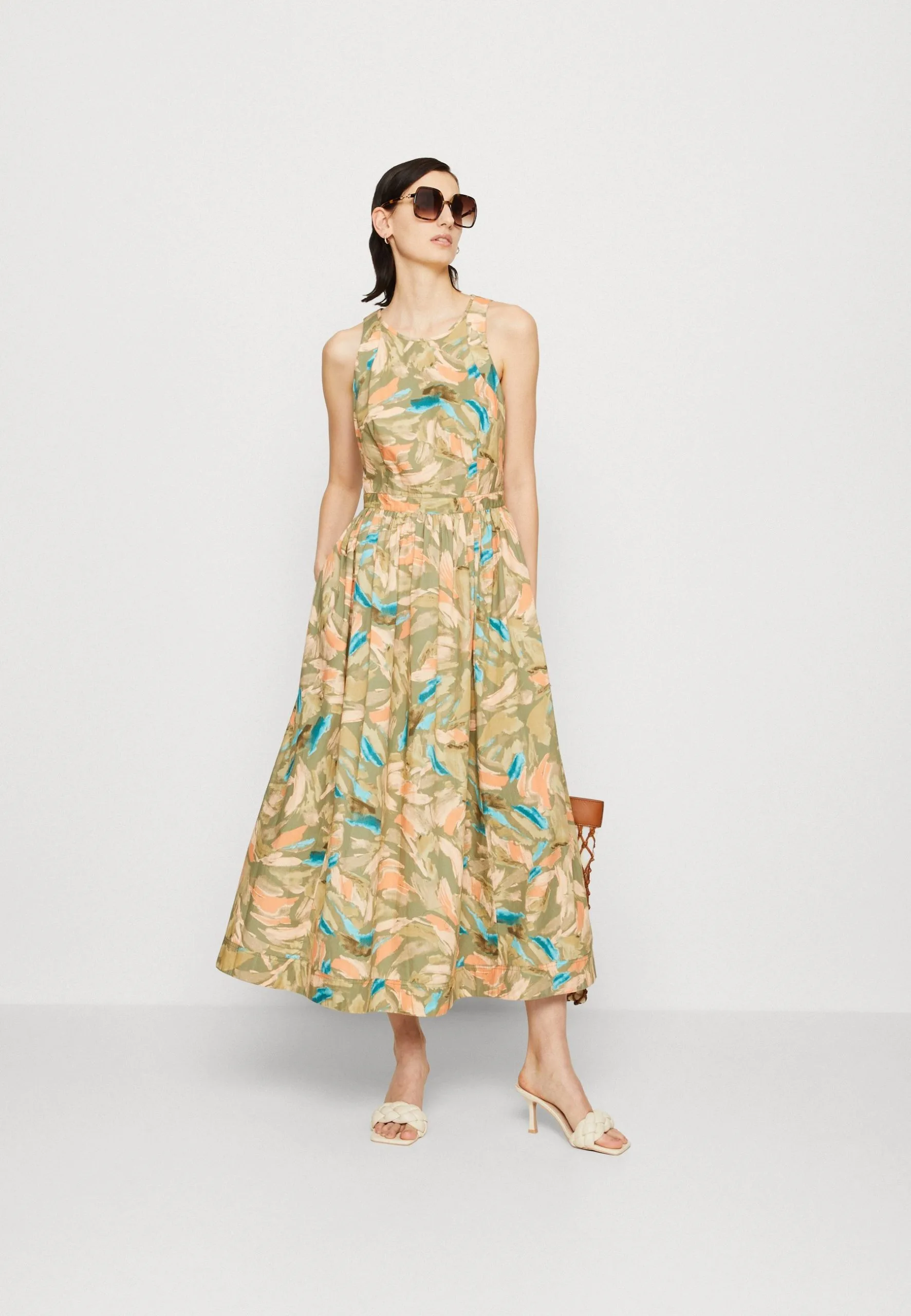 ESPRIT Dress - Kjole - Light Khaki 4 ESPRIT Dress - Kjole - Light Khaki - Bilde 2