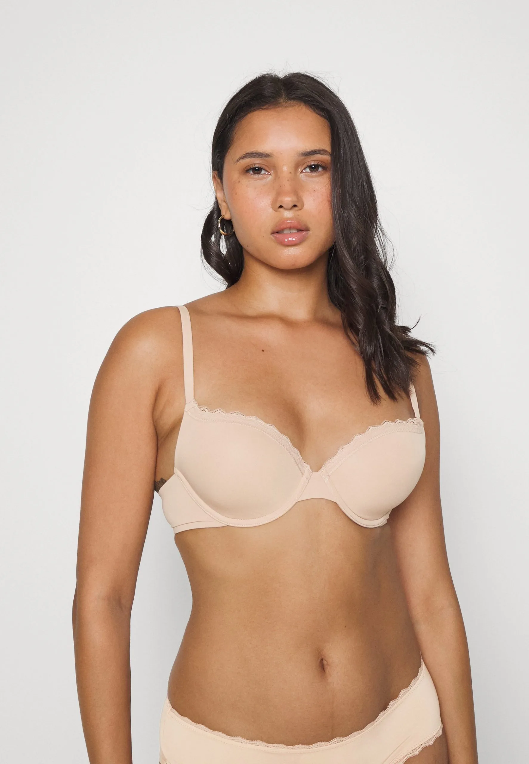 ESPRIT Feminine Sexy Padded Bra - Bøyle-Bh - Dusty Nude 3 ESPRIT Feminine Sexy Padded Bra - Bøyle-Bh - Dusty Nude