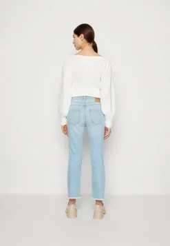 ESPRIT Kick- Flared Jeans - Blue Light Wash 10 ESPRIT Kick- Flared Jeans - Blue Light Wash -ESPRIT Butikk 08fdc4c3a0274d668c8631d9f4a5b130