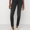 Edc By Esprit Skinny Fit Jeans - Jeans Skinny Fit - Black Dark Washed 2 Edc By Esprit Skinny Fit Jeans - Jeans Skinny Fit - Black Dark Washed -ESPRIT Butikk 0abd13a49f264fb48cac62c17fe2acfa