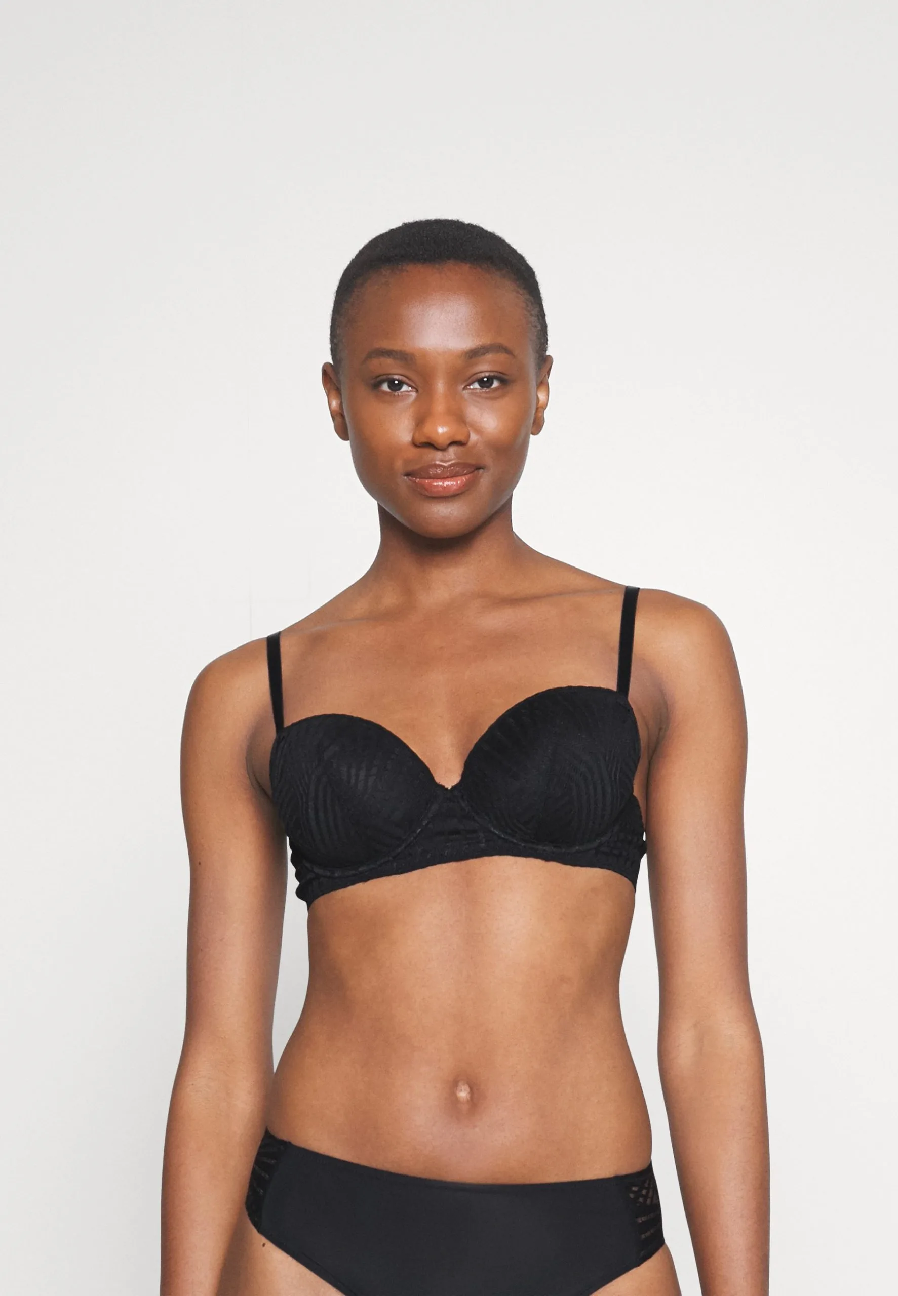 ESPRIT Seasonal Classic Fit Padded - Bøyle-Bh - Black 3 ESPRIT Seasonal Classic Fit Padded - Bøyle-Bh - Black