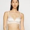ESPRIT The Soft Fit Wireless Padded Bra - Triangel-Bh - Sand 1 ESPRIT The Soft Fit Wireless Padded Bra - Triangel-Bh - Sand -ESPRIT Butikk 0c11c89fe4ce4def83213ab152d3e527