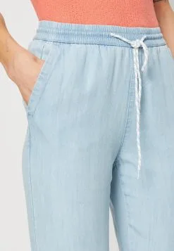 Edc By Esprit Jeans Relaxed Fit - Blue Bleached -ESPRIT Butikk 1011ee585c734bfa8e9fb18bdcf5e6c3