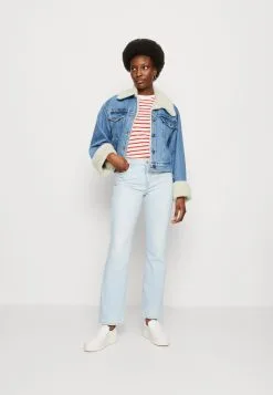 ESPRIT High Rise - Jeans Bootcut - Blue Bleached 9 ESPRIT High Rise - Jeans Bootcut - Blue Bleached -ESPRIT Butikk 157591dcdfa5462e85b0e5d7c86b48e3