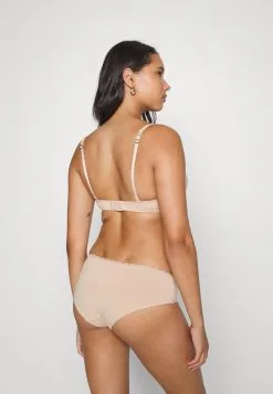 ESPRIT Feminine Sexy Padded Bra - Bøyle-Bh - Dusty Nude 11 ESPRIT Feminine Sexy Padded Bra - Bøyle-Bh - Dusty Nude -ESPRIT Butikk 18507fb3e2fb44aca1c6b321a50d3cff