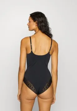 ESPRIT Soft - Body - Black -ESPRIT Butikk 1e4010c59bb64e1b87dba7172b926f3f