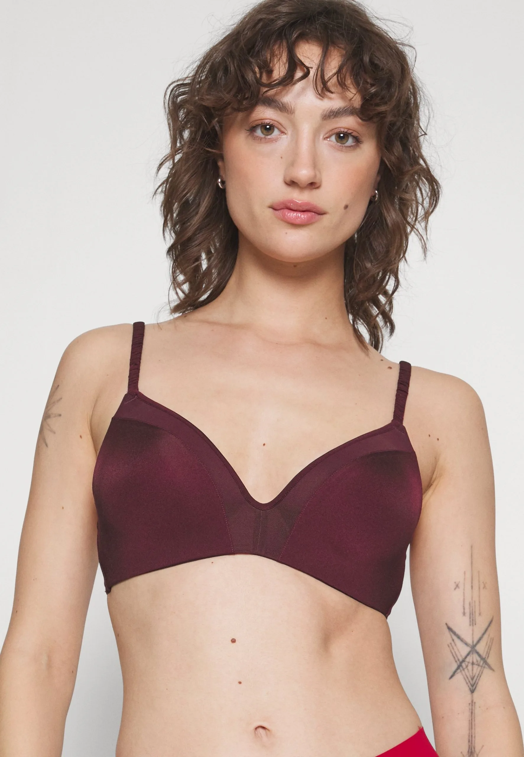 ESPRIT Triangel-Bh - Bordeaux Red 7 ESPRIT Triangel-Bh - Bordeaux Red - Bilde 5