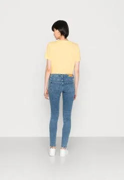 Edc By Esprit Jeans Skinny Fit - Blue Medium Wash 9 Edc By Esprit Jeans Skinny Fit - Blue Medium Wash -ESPRIT Butikk 1fbc92e8263c45be832ef0e461bcba9c