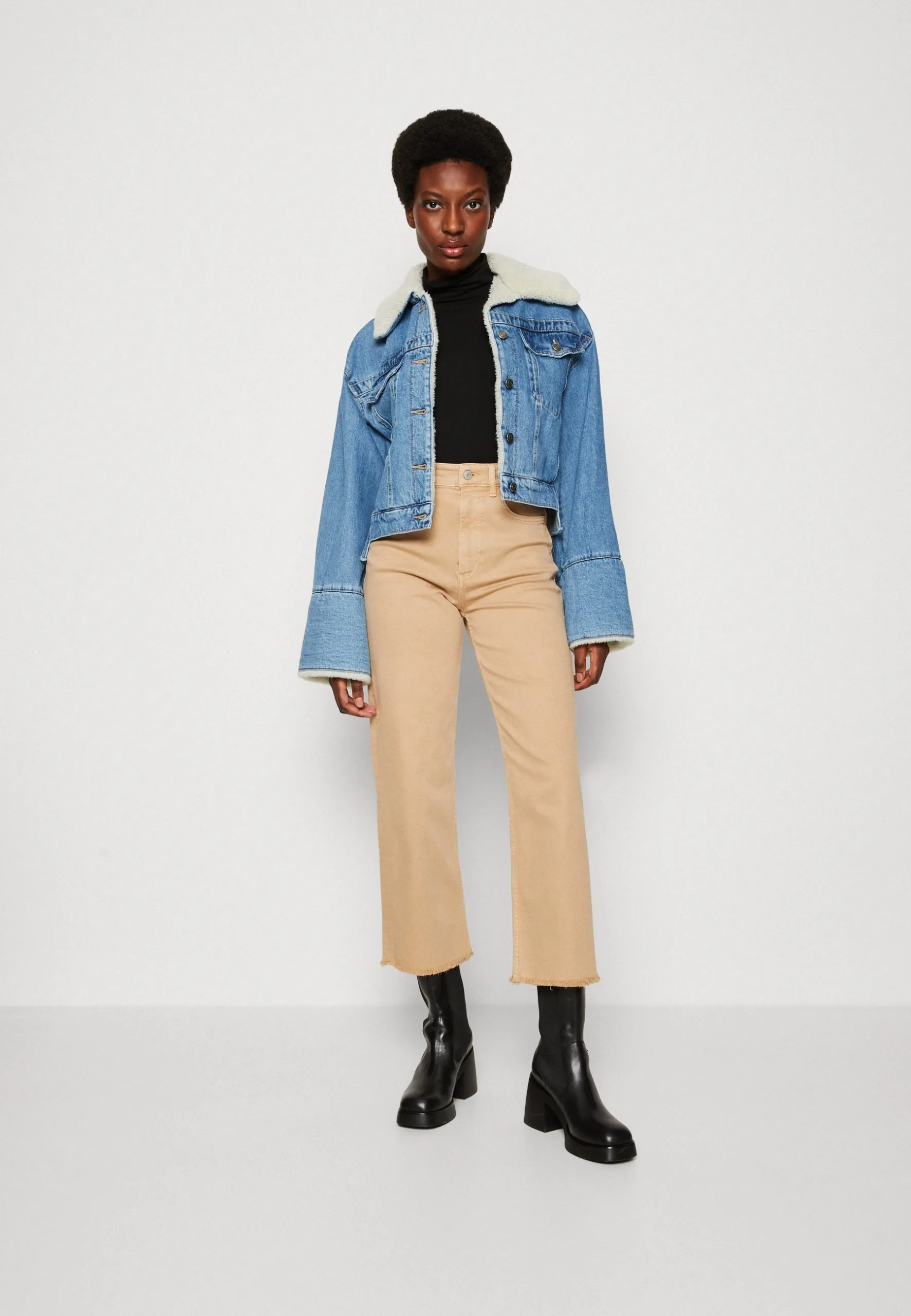 ESPRIT Jeans Straight Leg - Sand 4 ESPRIT Jeans Straight Leg - Sand - Bilde 2