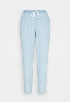 Edc By Esprit Jeans Relaxed Fit - Blue Bleached -ESPRIT Butikk 37f0082fc47148a3beda15b6a5f47682