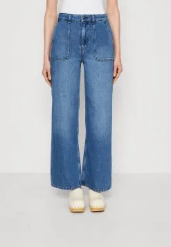 ESPRIT Jeans Relaxed Fit - Blue Medium Wash