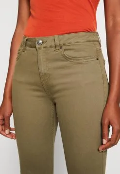 Edc By Esprit Capri - Jeansshorts - Khaki Green -ESPRIT Butikk 4d1ea20d0d0d479d92de5bc821f5d28e