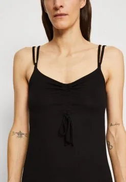 Edc By Esprit Cv Strap - Kjole - Black 13 Edc By Esprit Cv Strap - Kjole - Black -ESPRIT Butikk 72b01d79445840b39a3c2101821377f2