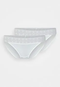 ESPRIT Modern Mini Brief 2 Pack - Underbukse - White 12 ESPRIT Modern Mini Brief 2 Pack - Underbukse - White -ESPRIT Butikk 7e15a2fe9587451b8b689bc0fe38af70