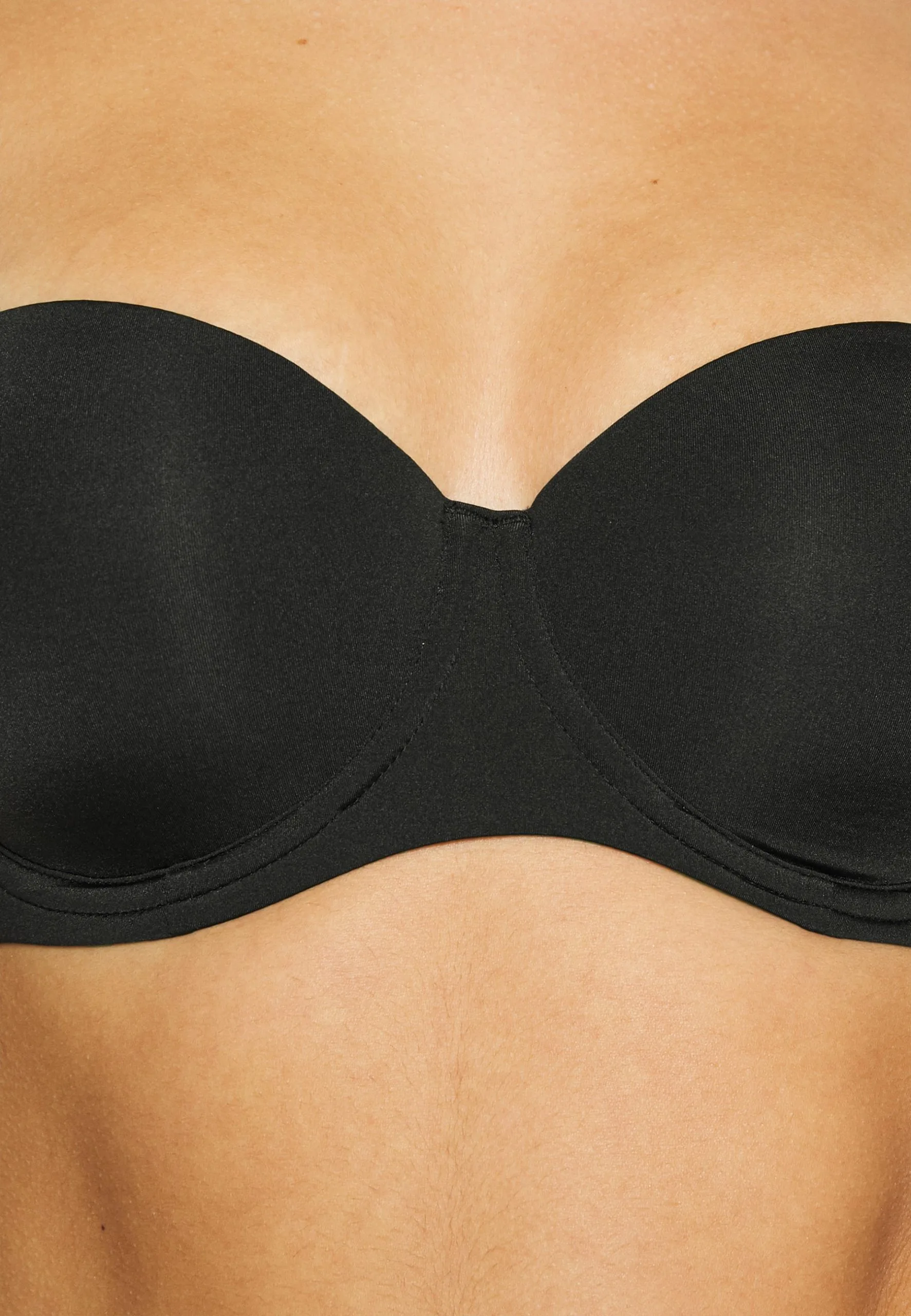 ESPRIT Shiny Strapless Padded Bra - Stroppeløs-Bh - Black 8 ESPRIT Shiny Strapless Padded Bra - Stroppeløs-Bh - Black - Bilde 6