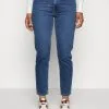 ESPRIT Sus Hr Mom Fit - Jeans Slim Fit - Blue Medium Wash -ESPRIT Butikk 81e7efc10d5d4500b8a03abb42cc5144