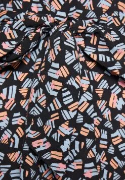 ESPRIT Dress Midi Print - Skjortekjole - Black 7 ESPRIT Dress Midi Print - Skjortekjole - Black -ESPRIT Butikk 855e372a10594ae0b5d35318a4080aad